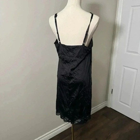 Vintage nylon and lace black slip dress 38/L - Picture 6 of 6
